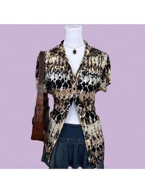 abstract diamond pattern button up blouse